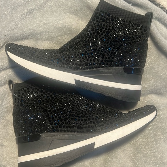Michael Kors New black boots with bright sparkles - Picture 1 of 5